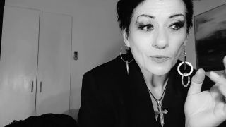 Cleo Ceasar - Perverse Psychologist Gets Young Male to Jizz for her over an online cobsultation-8