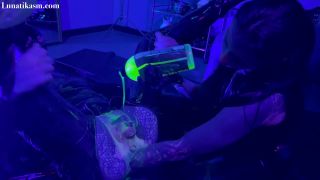 [K2S.CLUB] Mistress Lunatika - Neon Fist Fucking - HD 720P-7