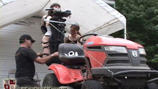 House of Gord18 03 30 Anna Rose - Blow & Suck Mower (Installation)-5