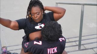 GIbbyTheClown - Atlanta Falcons &quot;Rise Up&quot; W/ Thixen Vixen - Public Nudity-5