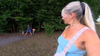 [K2S.CLUB] SweetSusiNRW - Spaziergänger draussen Vollgepisst - FullHD 1080P-1