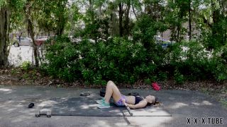  SFW Lora Cross Fitness Babe Outdoor Workout Ignore  Lora Cross -4