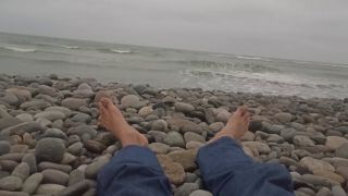 Hercolezz - RELAXING ON THE BEACH FEETS FETISH BIG COCK BULGE-1