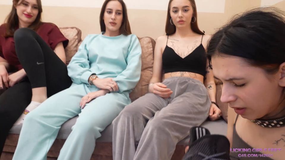 LICKING GIRLS FEET: "DORI, JENNY AND SARAH - INHALE AND LICK OUR SWEAT!" (1080 HD) (2025)