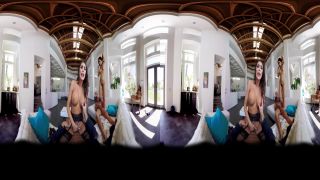 August Ames, Valentina Nappi, Jaclyn Taylor (Oculus) - (Virtual Reality)-5