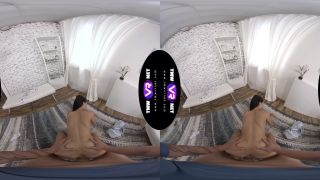  TMWvrnet presents Sperm on shopaholic’s ass – Megan Venturi (MP4, UltraHD/2K, 3840×1920),  on virtual reality -8