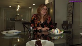 Bettie Bondage – Gullible Step Moms Guest Bettie Bondage  RolePlay Porn-2