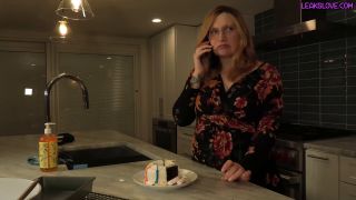 Bettie Bondage – Gullible Step Moms Guest Bettie Bondage  RolePlay Porn-3