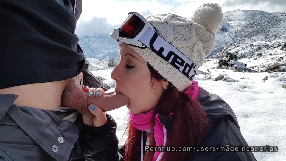 7224 Cumshot At The Ski Resort