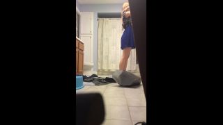 Changing_into_dress_in_bathroom | amateur | webcam great amateur-8