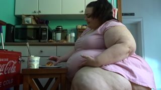 online porn video 10 kelly divine femdom SSBBW Juicy Jackie – Before Breakfast Snack, ass shaking on big ass porn-6