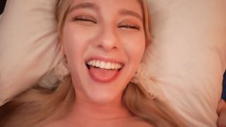 FJIN-093 メロディー・雛・マークスのM男くん逆ナンパ ファンタスティック騎乗位で男潮吹くまで痴女られた僕たち-9