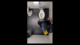 Toilet_Indoor_0347 - [Webcam]-9