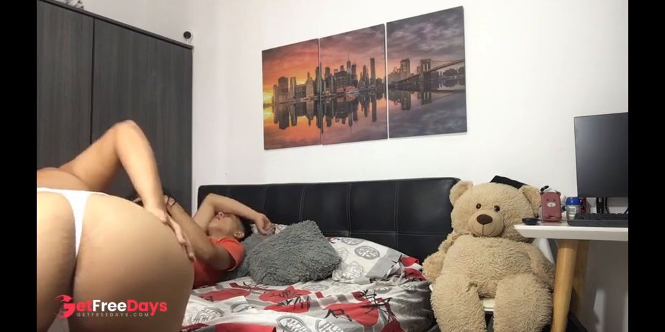 A trio of friends fuck and send me a video.