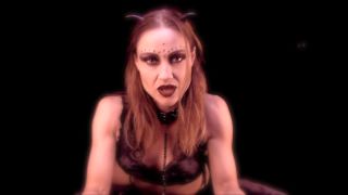 M@nyV1ds - The Mistress B - A Beautiful Nightmare-0