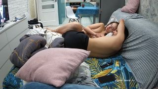 [K2S.CLUB] Voyeur-House - Lola Teddy Couch Fuck Livingroom 19.09.2025 Cam 3 - HD 720P-2