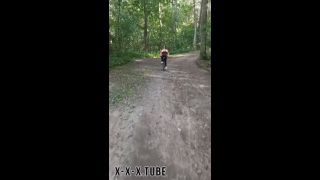  FoxyAndZaz  FoxyAndZaz  A Bike Ride With A Stranger Ended With A Deep Blowjob And Cum On Her Face-1