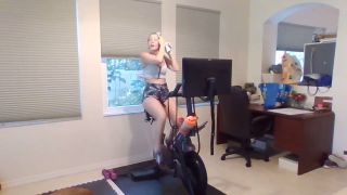 brittibratti 2023-08-09 Stream started at 08092023 1258 pm  Just working out for a bit-7