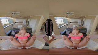 Lethal Hardcore VR - Marilyn Johnson Gave Up Her Poon To Get To Cancun - Straight-5