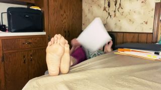 xxx video clip 34 Teacher Feet Crush | milf | masturbation porn japanese lesbian fetish-5