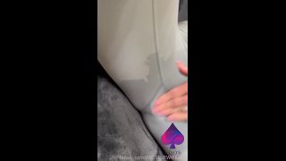 BBCSLUTWIFE4U2 2023-10-08 Because sometimes I just need to squirt after a hard workout!!-9