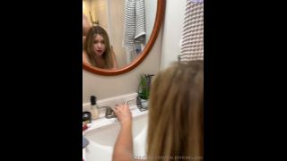 Hot OnlyFans Sextape Exposed in Bathroom!-4