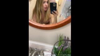 Hot OnlyFans Sextape Exposed in Bathroom!-5
