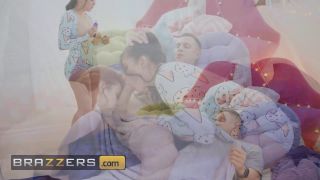 6203 Abigaiil Morris & Sammy Torres Are Looking Forward For A...-4