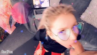Red FoxBlonde Fucked While Watching A Show Snapchat Sex-6