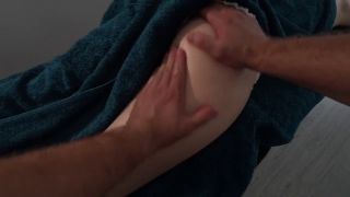 Olia Sky - Горячую жену трахнули после массажа-1