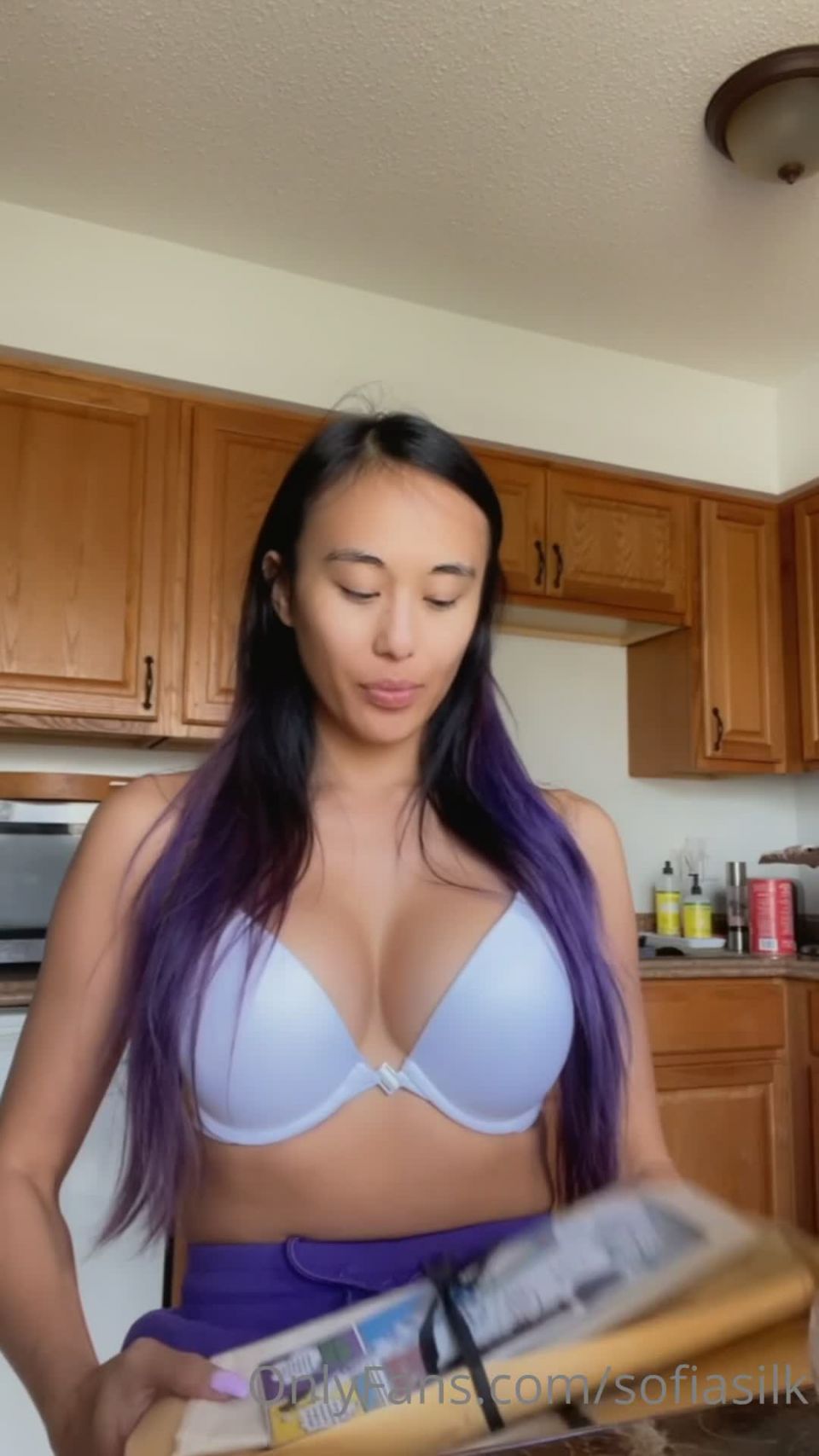 Onlyfans - Sofia Silk - sofiasilkGeekySexStore package Opening - 19-05-2021