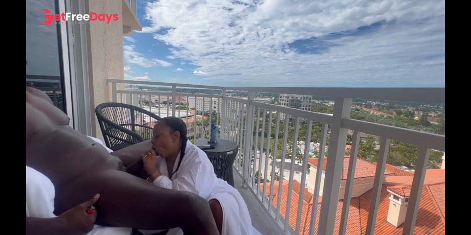 Public Ebony BlowJob