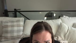 yogabella step-Mom Finds Zach's Mommy Porn-3