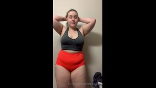 Zoey Uso () Zoeyuso - post workout 25-12-2020-0