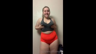 Zoey Uso () Zoeyuso - post workout 25-12-2020-2