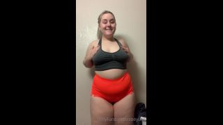 Zoey Uso () Zoeyuso - post workout 25-12-2020-6