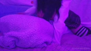 Impregnating My Pillow With Girl Pussy Juice Humping Pillow After Schoo-3
