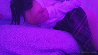 Impregnating My Pillow With Girl Pussy Juice Humping Pillow After Schoo-9
