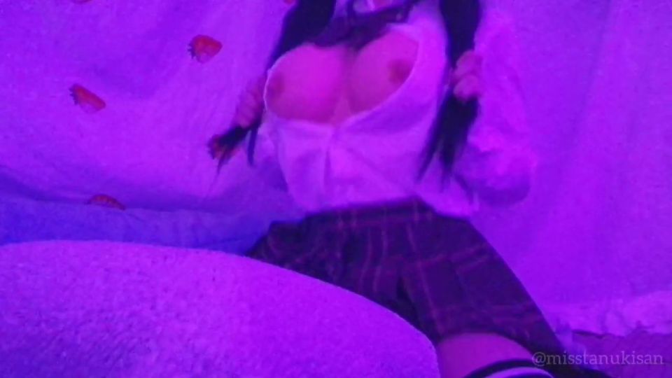 Impregnating My Pillow With Girl Pussy Juice Humping Pillow After Schoo