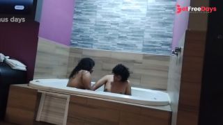 Cogida en el jacuzzi con mi psicloga-1