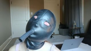 mdollbot 2020-07-30 I was really itching to try on this new hood from Cocoon --    777913-6