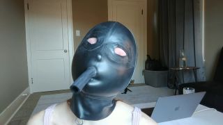 mdollbot 2020-07-30 I was really itching to try on this new hood from Cocoon --    777913-8