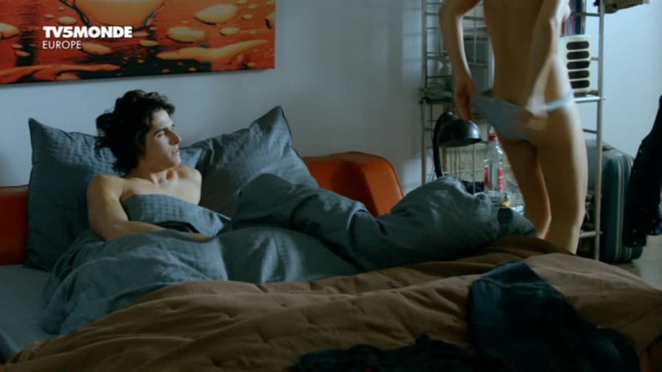 Flore Bonaventura, Marie Coulonjou - La source s01e02-03 (2013) HD 720p - (Celebrity porn)
