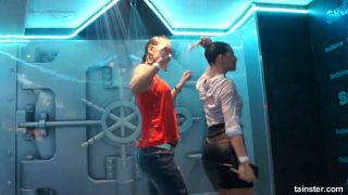 Amateur Girls just wanna have Fun - Orgy-5