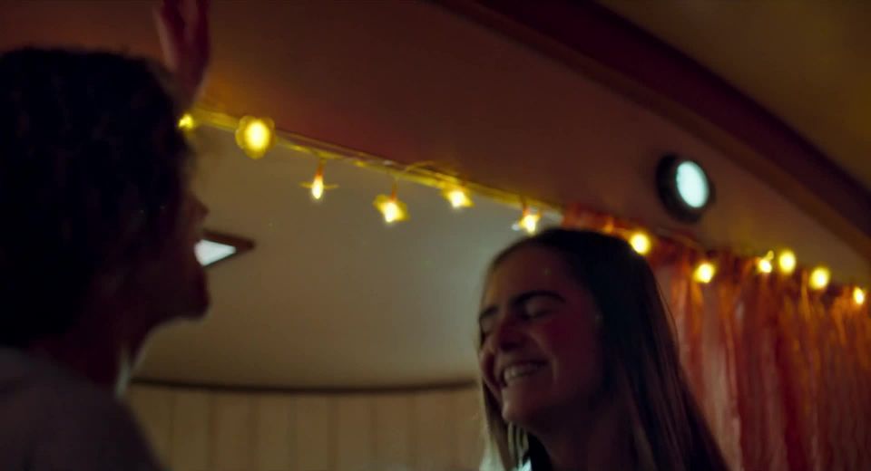 Olivia Lonsdale, etc - Sirene (2018) HD 1080p!!!