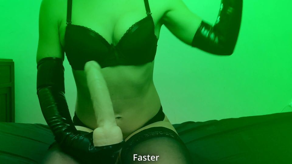 Parannanza - austere Strap-On Pov, berserkFemdom Pov.