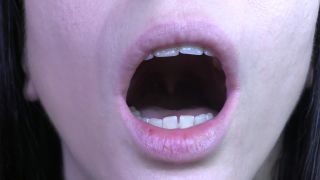 M@nyV1ds - MsBiancaBaker - My Uvula-1