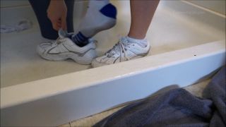 Custom Fetish - Amber s 2nd Squishy Sneaker Shower - Fetish-2