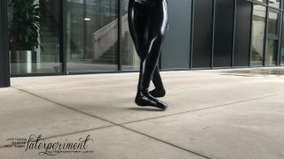 Imogen Roudine – LATEXPERIENT – FULL HD/1080p/MP4 - Latex teasing-9