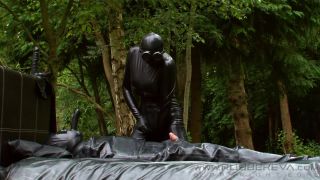 LatexRubberVideos006021-2